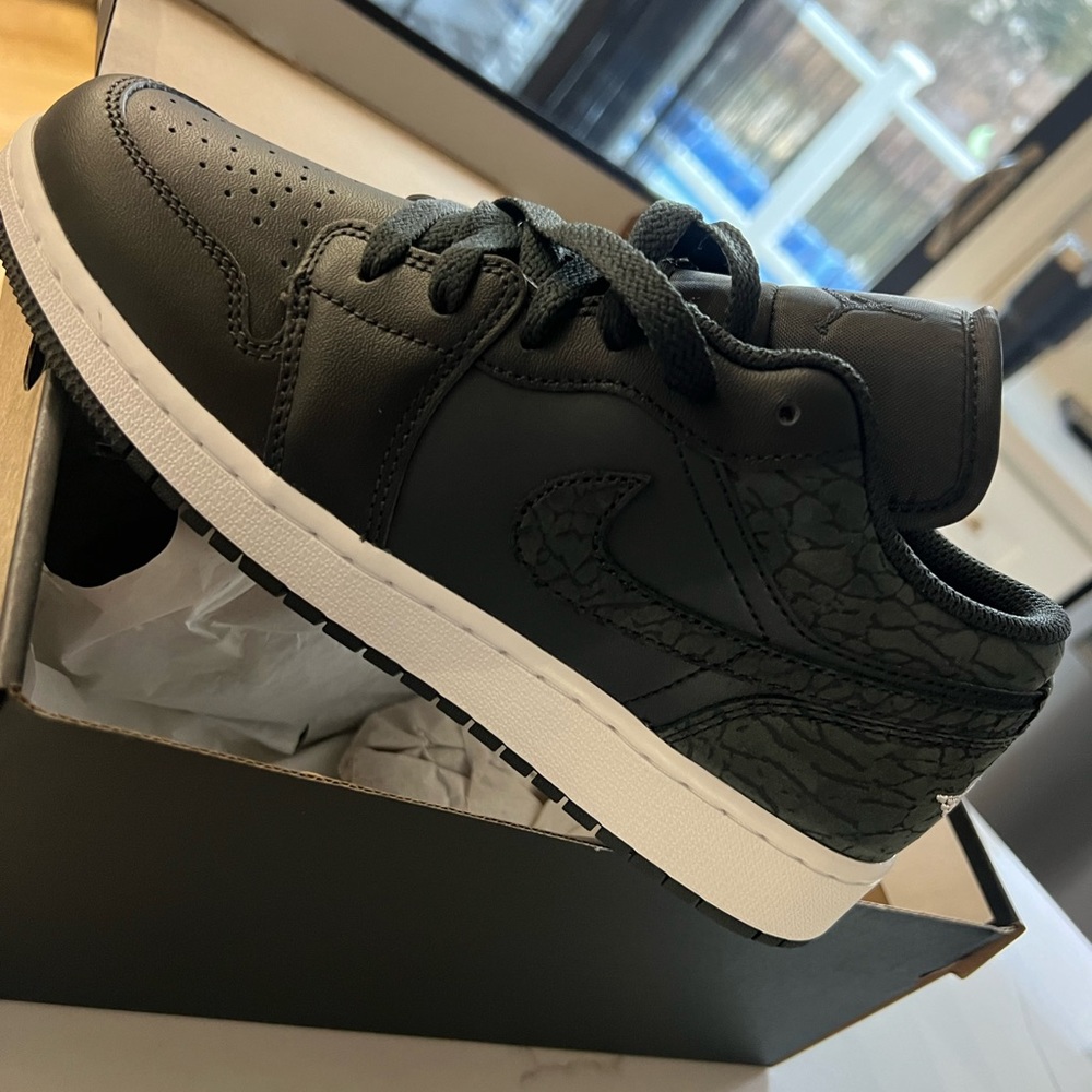 Air Jordan 1 Low